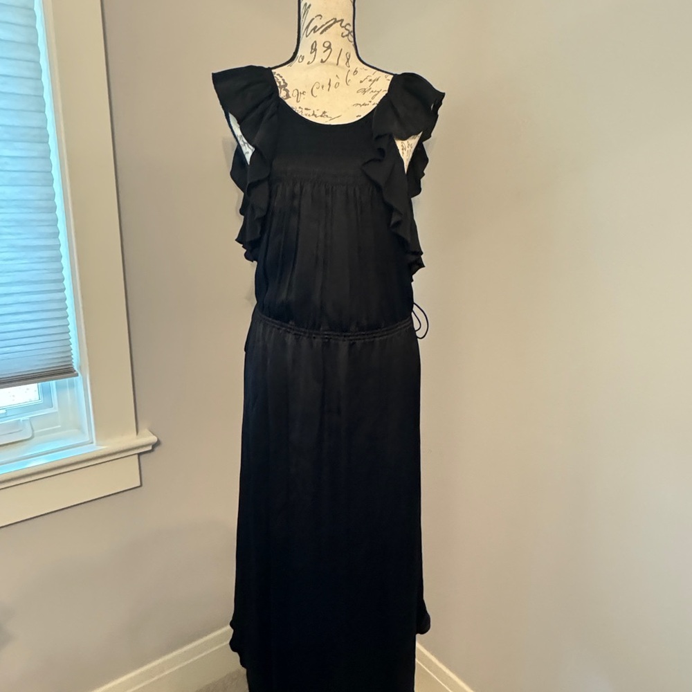 Ulla Johnson Silk Midi Dress. Never worn. Missing size tag (0-2)